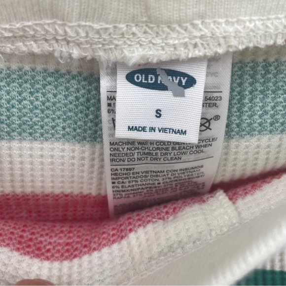 OLD NAVY WOMEN'S 2PC THERMAL HOLIDAY PRINT PAJAMA SET SIZE SMALL - Picture 5 of 7